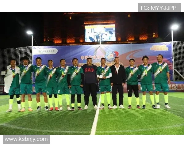 桑巴荣耀足球：激情与梦想交织的绿茵传奇之旅